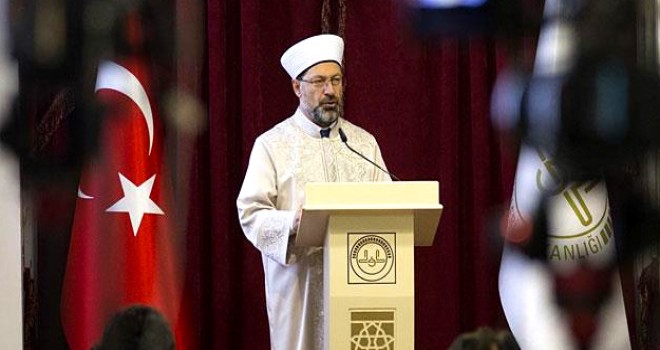 Erbaş,İyilik medyadan bağımsız gerçekleşemez! Erbaş,İyilik medyadan bağımsız gerçekleşemez!