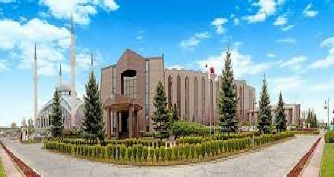 Diyanet, Bilim Kurulu'ndan çıkacak haberi bekliyor. Diyanet, Bilim Kurulu'ndan çıkacak haberi bekliyor.