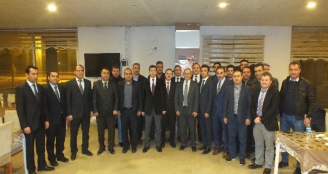 Müftü Ali Üney’e veda yemeği