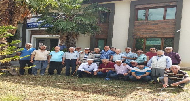 Sabah namazı sonrası fidan diktiler
