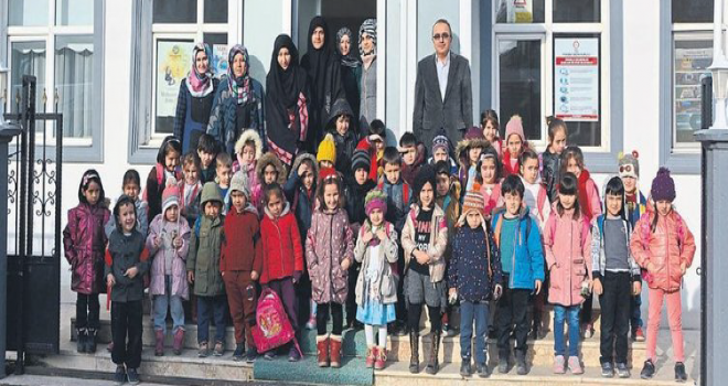 Kendileri küçük yürekleri büyük