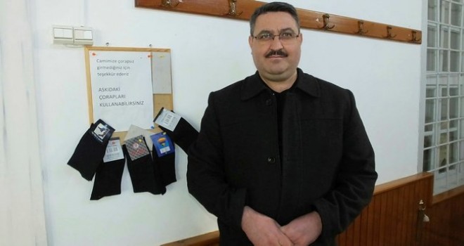 Camide 'askıda çorap' uygulaması