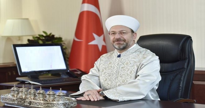 Camilerde cemaatle namaza verilen ara, corona salgını geçene kadar devam edecek.