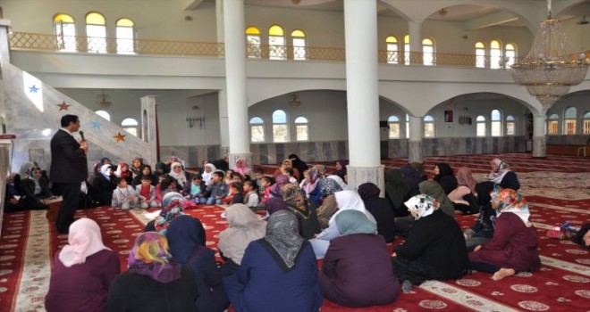 İslahiye'de Kur'an-ı Kerim'i Öğrenmenin Fazileti Konulu Seminer