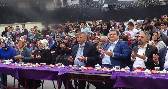 Dua Ordusu,Serhat Ordusunun Yanında...