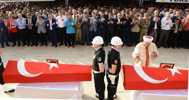 Darbe Şehit Polis İkiz Kardeşler, Adana’da Toprağa Verildi