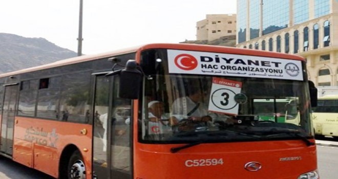 Kabe'ye giden servisleri kaldırdı