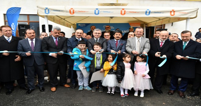 Fatih Camii Beyhan Yıldızhan Kız Kur’an Kursu dualarla açıldı