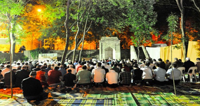 620 Yıllık Namazgâh teravih için açıldı