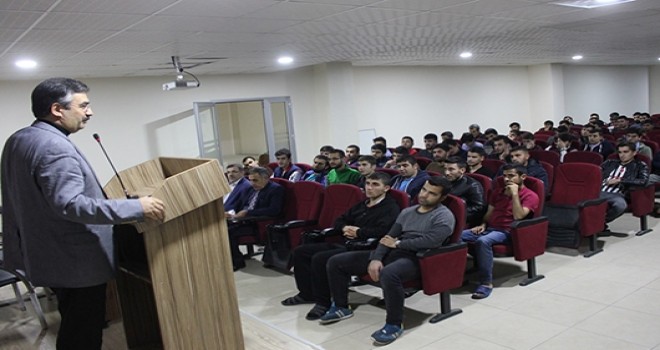 Müftü Erhan ,Gençlere Kudüs’ü Anlattı