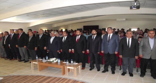 Keban'da Kutlu Doğum coşkusu salonlara sığmadı