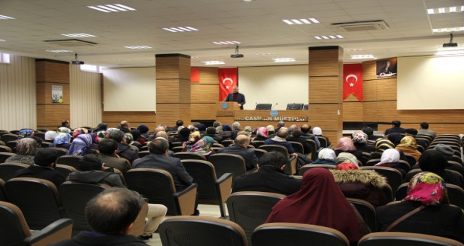 Umre Bilgilendirme ve Eğitim Seminerleri Devam Ediyor