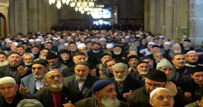 487'nci yılında okunan 45 bin 835 hatimin duası yapıldı
