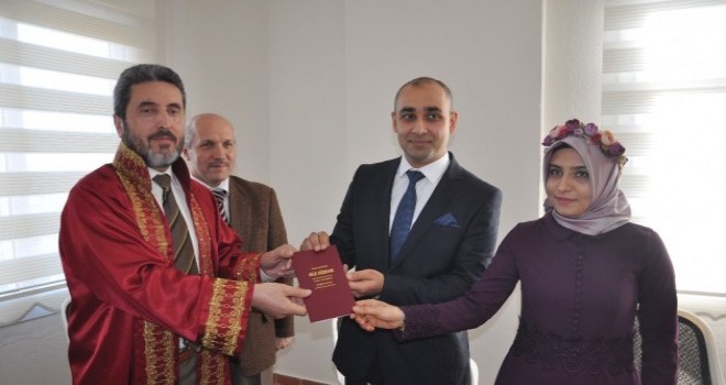 Kadirli Müftüsü Gündoğdu,İlk Resmi nikahı kıydı