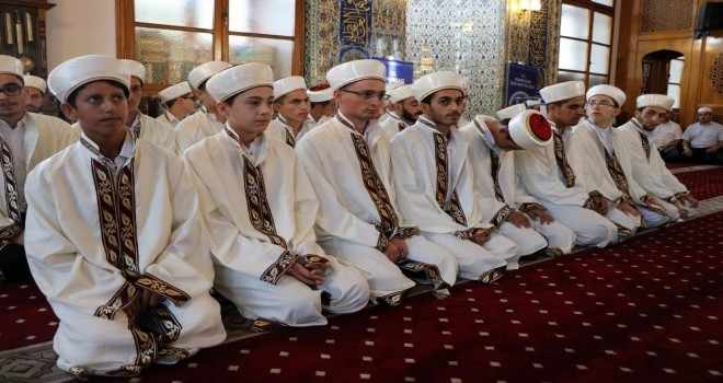 28 Hafız İcazet Aldı