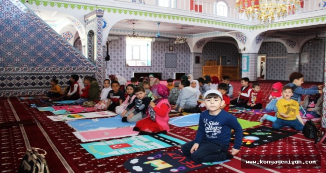 Minik öğrenciler camiyi ziyaret etti