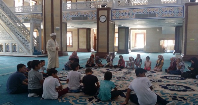 Çukurovalı Öğrencilerin Cami Ziyareti