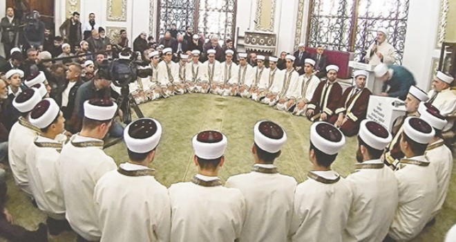 Hafızlar icazetle taçlandı
