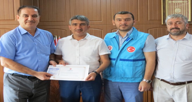 Çukurova'da Din Görevlisinden Bağış Ve Anlamlı Mesaj