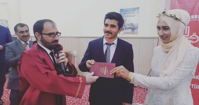 Nizip Müftüsü Osman Şekerci, İlk Resmi Nikahı Kıydı