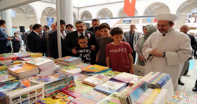 Görmez,Çocuğun camideki sesi gürültü değil Allah'ın nimetidir