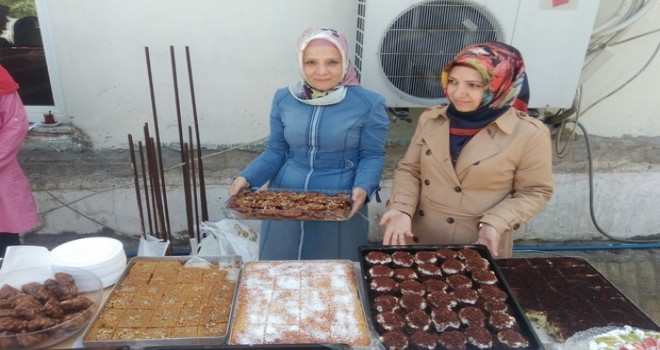 Sason’da Kur-an kursu öğrencileri yararına kermes düzenlendi