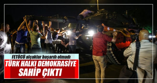 Halk Demokrasiye Sahip Çıktı, Vatandaşlar Tankların Üzerine Çıktı