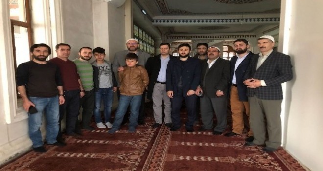 Yüksekovalı öğrenciler sabah namazında buluştu