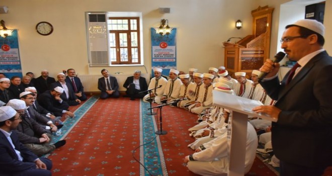 Boyabat'ta genç hafızlar icazet aldı