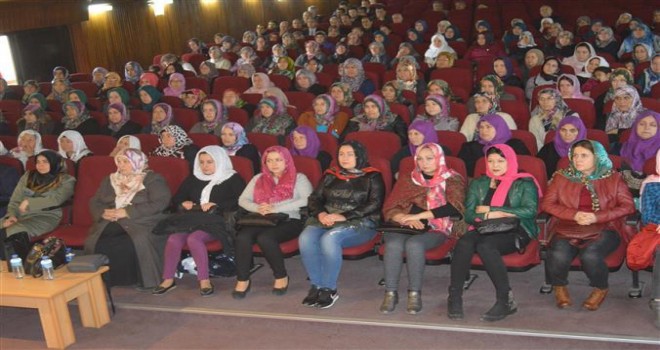 Çine'de kadın konuşuldu