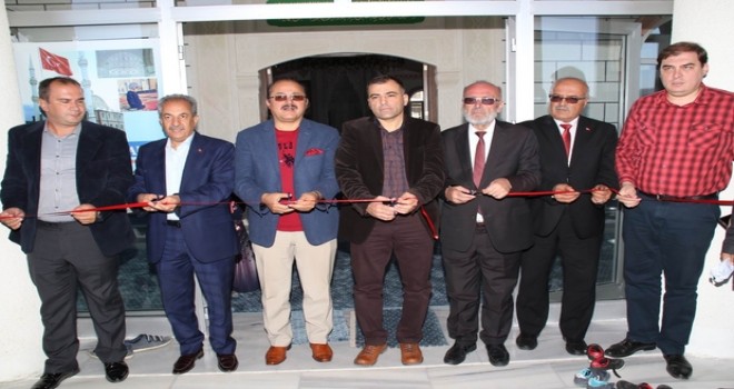 Akşehir Yunus Emre Cami ibadete açıldı