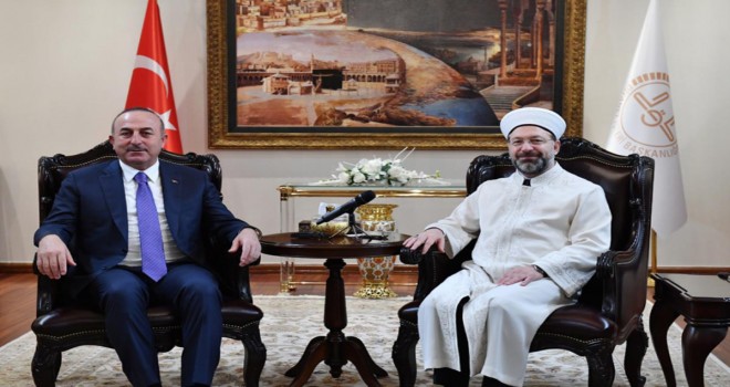 Dışişleri Bakanı Çavuşoğlu, Diyanet İşleri Başkanı Erbaş'ı ziyaret etti