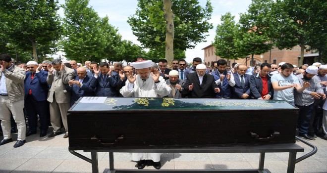 Görmez, İslam alimi Osman Şevket Yardımedici’nin cenaze namazını kıldırdı…