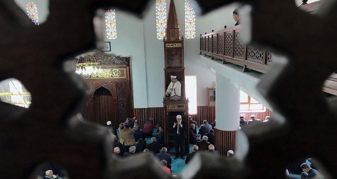 İşaret diliyle hutbe dönemi başladı