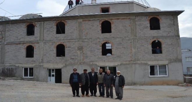 Kozan'da 1000 Kişilik cami ibadete açılmak İçin Yardım  bekliyor