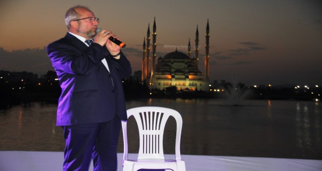 Tarihi Taşköprü'de İftar Verildi.