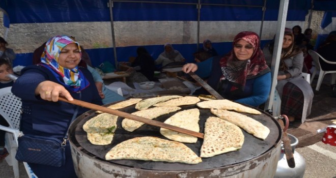 Kozan'da Kuran Kursları Yararına Kermes