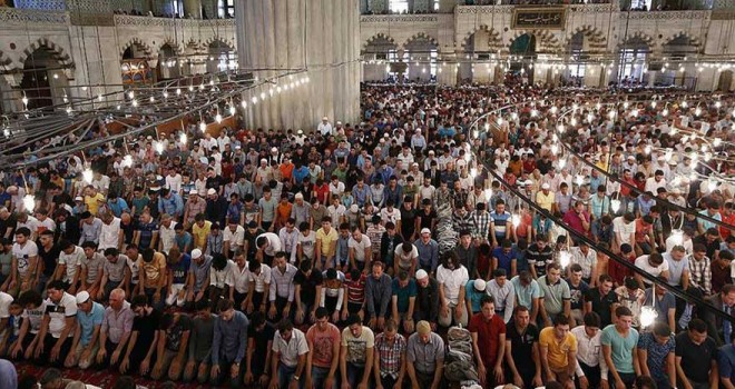 2019 Ramazan'ın ilk teravihi bugün kılınacak