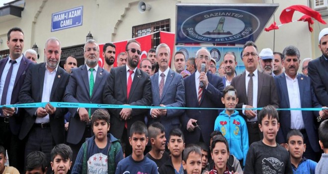 Camiler cemaatleriyle güzeldir