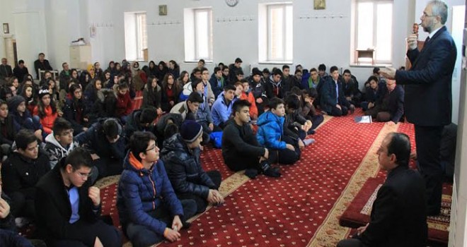 Müftü Şahin,Gerçek dostluklar bulmak durumundayız