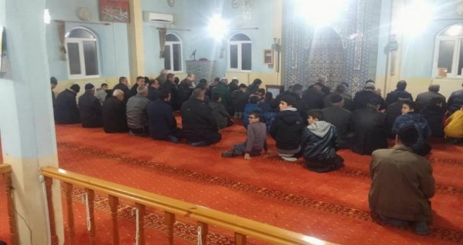 Öğrenci Ve Veliler Yatsı Namazında Buluştu