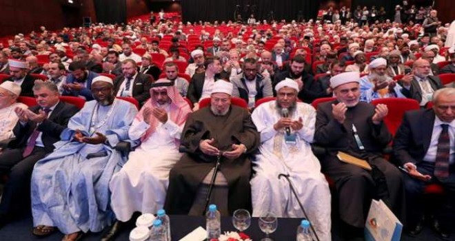 Dünya Müslüman Alimler Birliği'nden koronavirüs kararı!