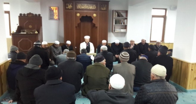 Şehitler İçin Sabah Namazında Buluştu