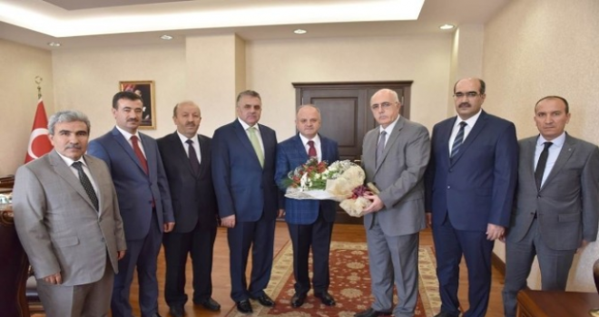 Vali Özdemir Çakacak, İl Müftüsü Melek'i Kabul Etti