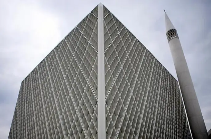 Slovenya'da ilk kez minareli bir cami yapılıyor