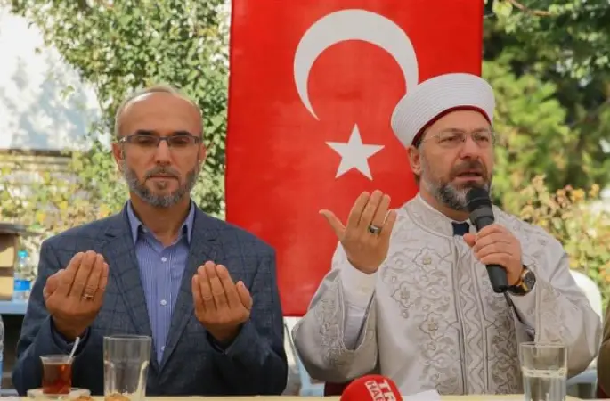 Diyanet İşleri Başkanı'ndan imam olan Şehid'in babasına ziyaret