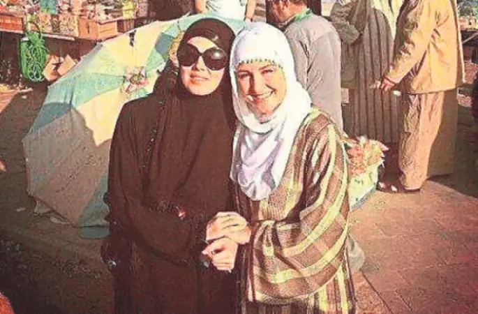 Ünlü Sanatcılardan ‘Umre’ye akın var