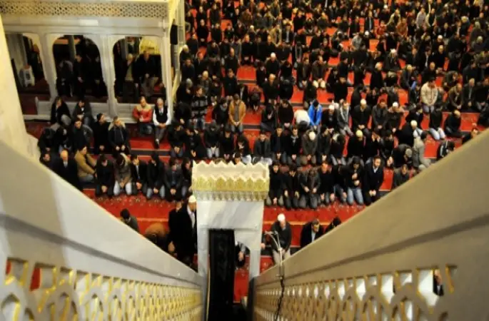 Cuma hutbesinde 15 Temmuz vurgusu