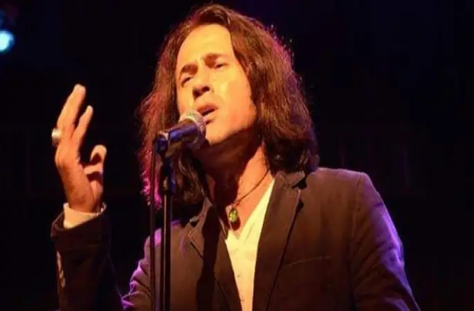 İhraç edilen rockcı imam bağımsız aday oldu