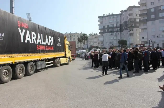 Şimdi Yaraları Sarma Zamanı Kampanyasına Mersin’den 50 Tır